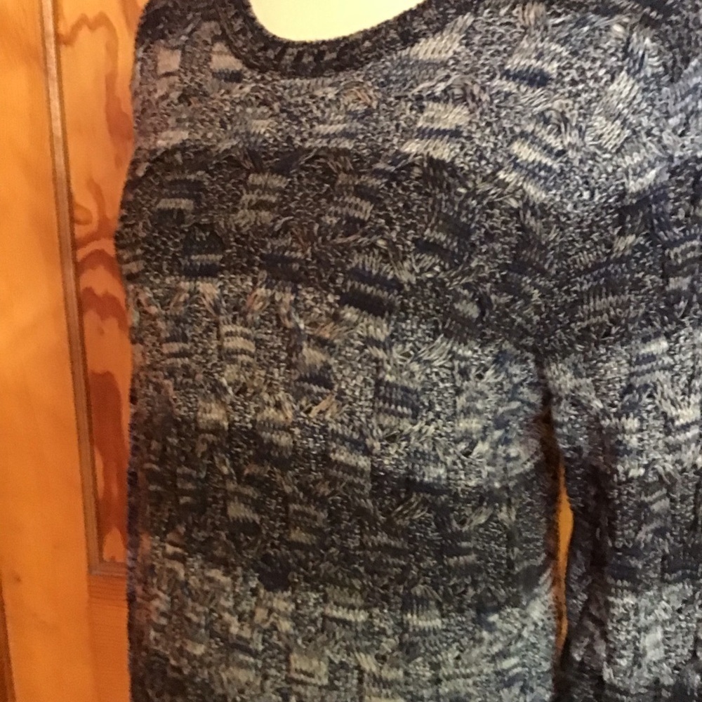 Blue striped oversized cable knit sweater - Picture 5 of 10